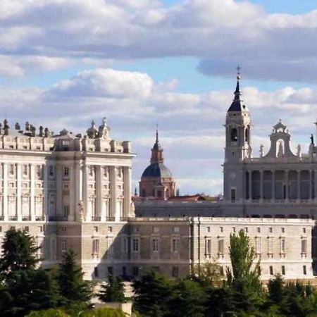 Апартаменты We Madrid Casa Arriaza Экстерьер фото